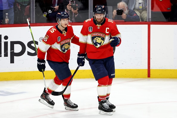 Aleksander Barkovin tehot eivät riittäneet - veitsi Panthersin kurkulle Aleksander Barkovin tehot eivät riittäneet – veitsi Panthersin kurkulle