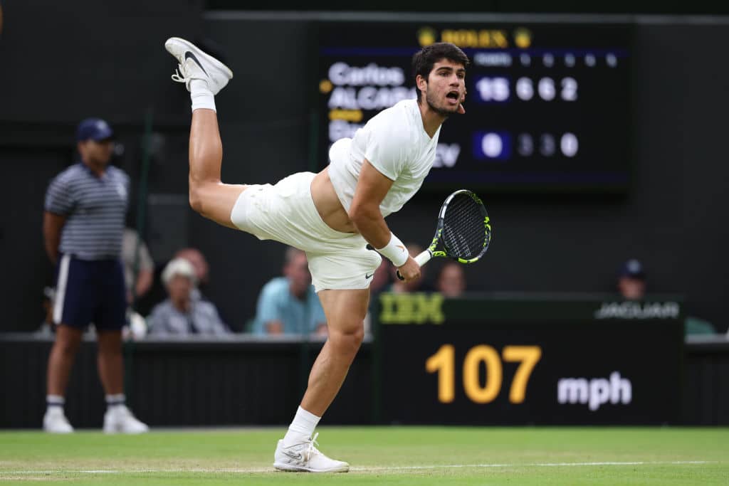 Wimbledonin miesten finaalissa huikea kamppailu - Nuori haastaja vannoo valmiuttaan Wimbledonin miesten finaalissa huikea kamppailu – Nuori haastaja vannoo valmiuttaan