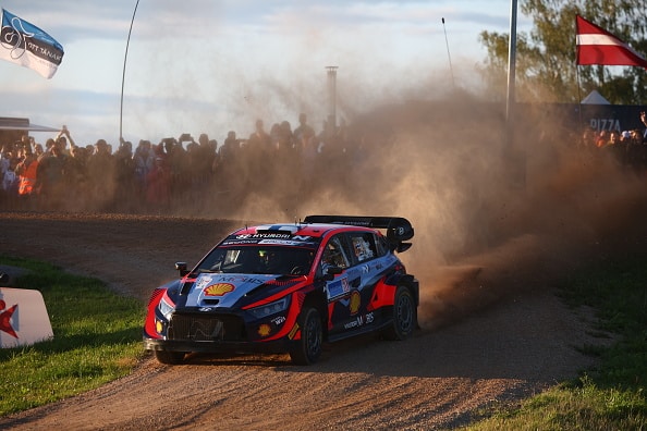Esapekka Lapin tallipomo julisti tiukan tavoitteen Suomen MM-ralliin Esapekka Lapin tallipomo julisti tiukan tavoitteen Suomen MM-ralliin