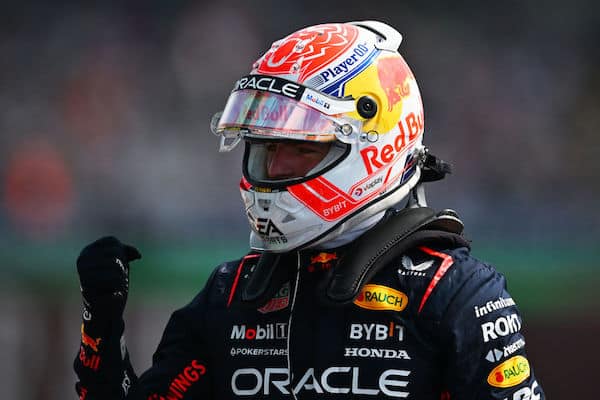 Max Verstappenin ylivoimalle ei näy vieläkään loppua - jopa media vaikuttaa kyllästyneeltä Max Verstappenin ylivoimalle ei näy vieläkään loppua – jopa media vaikuttaa kyllästyneeltä