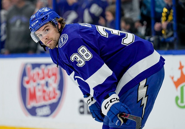 NHL:ssä tärähti massiivinen sopimus NHL:ssä tärähti massiivinen sopimus