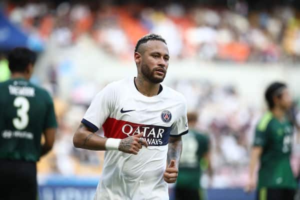 Jalkapallotähti Neymar on lähtökuopissa - siirtoguru teki ison paljastuksen tilanteesta Jalkapallotähti Neymar on lähtökuopissa – siirtoguru teki ison paljastuksen tilanteesta
