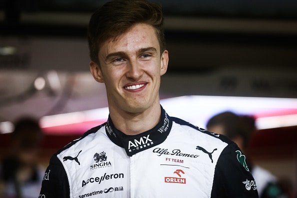 Superlupaus haluaa Valtteri Bottaksen tallikaveriksi - muussa tapauksessa ovet voivat paukkua Superlupaus haluaa Valtteri Bottaksen tallikaveriksi – muussa tapauksessa ovet voivat paukkua