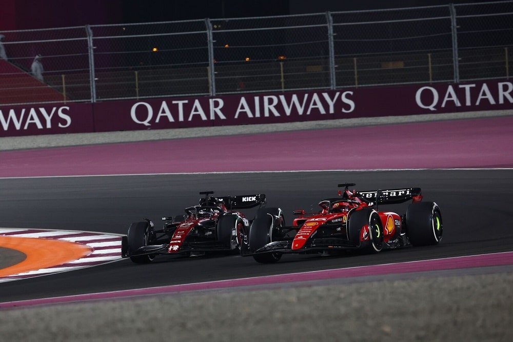 Qatarin F1-kisasta selvittiin tuurilla – kuoleman riski oli iso Qatarin F1-kisasta selvittiin tuurilla – kuoleman riski oli iso