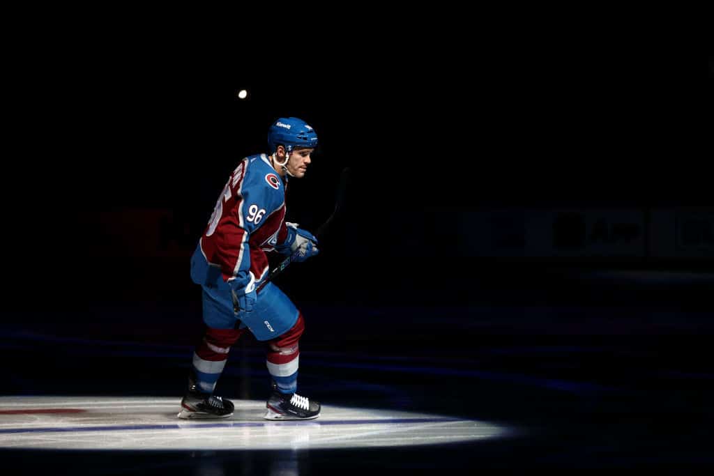 NHL-asiantuntijalta kova väite: Mikko Rantanen pelaa nyt rajua peliä kulisseissa NHL-asiantuntijalta kova väite: Mikko Rantanen pelaa nyt rajua peliä kulisseissa