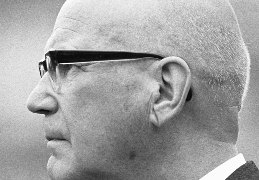 Urho Kekkonen esitti Kalervo Kummolalle oudon kysymyksen Urho Kekkonen esitti Kalervo Kummolalle oudon kysymyksen