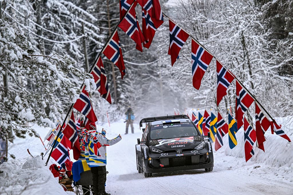 EK4: Huimaa draamaa - Kalle Rovanperä ja Ott Tänak joutuivat keskeyttämään EK4: Huimaa draamaa – Kalle Rovanperä ja Ott Tänak joutuivat keskeyttämään