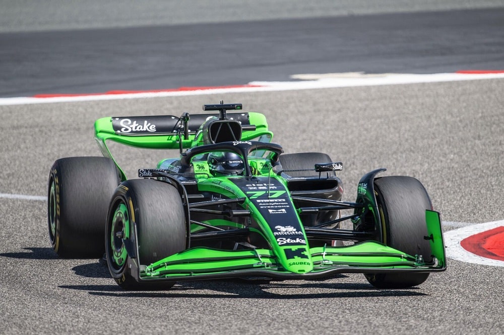 Valtteri Bottas yllätti kypärällään Valtteri Bottas yllätti kypärällään