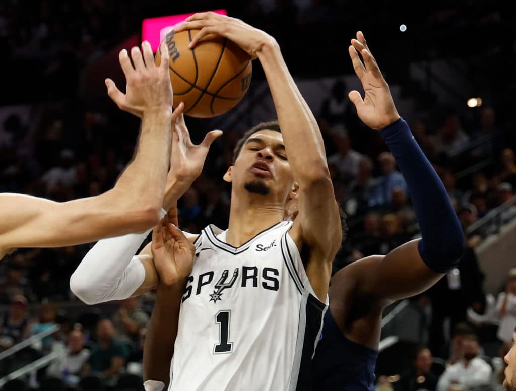 Ranskalaisjätit puhdistivat NBA:n palkintopöytää Ranskalaisjätit puhdistivat NBA:n palkintopöytää