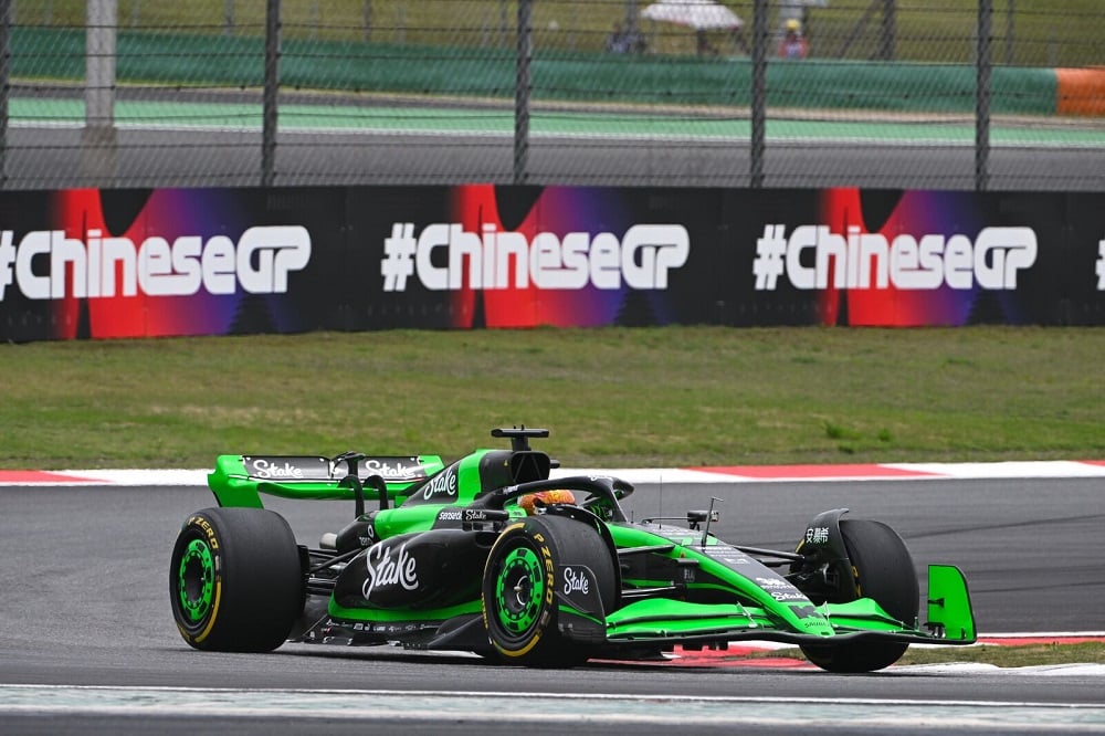 Valtteri Bottaksen ensi kauden F1-tallista lisää vahvoja viitteitä - nimi on jo paperissa? Valtteri Bottaksen ensi kauden F1-tallista lisää vahvoja viitteitä – nimi on jo paperissa?