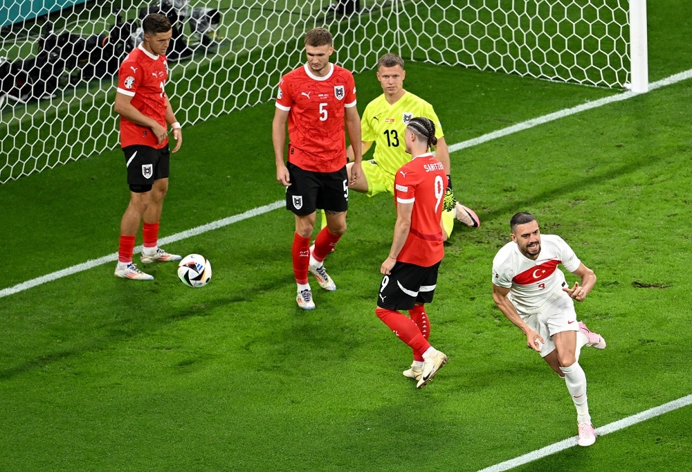 Itävallan Ralf Rangnick jättipettymyksestä – ”Jatkoajalla olisimme voittaneet” Itävallan Ralf Rangnick jättipettymyksestä – ”Jatkoajalla olisimme voittaneet”
