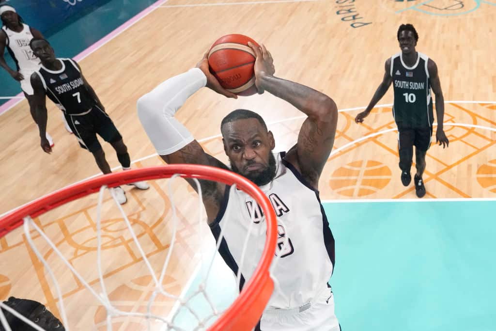 LeBron James mitaleille pituushypyssä? LeBron James mitaleille pituushypyssä?