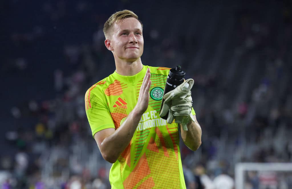 Huuhkaja-vahti torjui Manchester Cityn kumoon - Erling Haaland pääsi yllättämään Huuhkaja-vahti torjui Manchester Cityn kumoon – Erling Haaland pääsi yllättämään