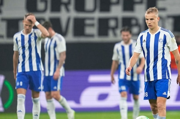 HJK sai turpaansa Konferenssiliigassa - yleisömäärä jäi surkeaksi HJK sai turpaansa Konferenssiliigassa – yleisömäärä jäi surkeaksi