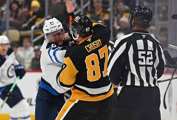 Jesse Puljujärven ilme oli näkemisen arvoinen - NHL-tähdet tappelivat Jesse Puljujärven ilme oli näkemisen arvoinen – NHL-tähdet tappelivat