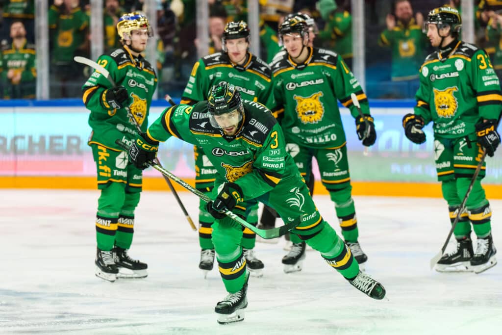 Ilves jo kovassa voittoputkessa SM-liigassa – hurrikaanin lento katkesi