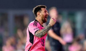 Lionel Messi teki paluun ja iski kaksi maalia – vastustajan valmentaja antautui: ”maailman paras”