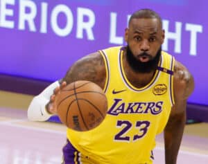 LeBron James teki NBA-historian rajuimman ratkaisun – palkka romahti