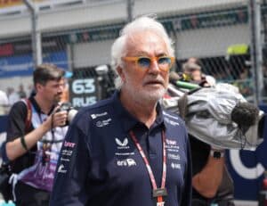 Flavio Briatore ihmeissään Alpinesta: ”En tiedä, miksi emme voita McLarenia ja Ferraria”