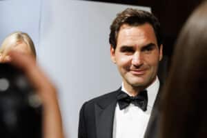 Roger Federer menetti kymmeniä miljoonia dollareita päivässä – putosi listalta