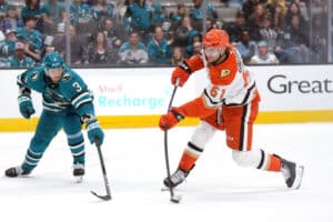 52 miljoonan dollarin pakit – NHL-tähden jyrkkä linja ajoi Anaheimin nurkkaan