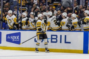 Ville Koivunen teki historiaa – 32 miljoonan sopimus voi jäädä NHL:n viimeiseksi lajissaan