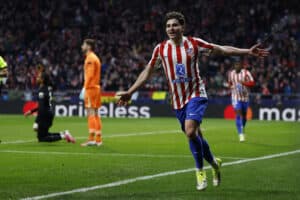 Julian Alvarez vihjasi jo julkisesti – näin siirtosaaga Barcelonaan on jumissa Julian Alvarez vihjasi jo julkisesti – näin siirtosaaga Barcelonaan on jumissa