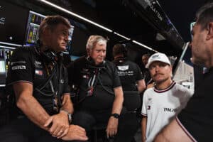 Cadillacin F1-pomo latasi suorat sanat: ”Et voi ampua tykillä kanootista ”