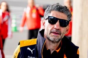 McLaren konttasi alussa - Andrea Stella uskoo edelleen ihmeeseen McLaren konttasi alussa – Andrea Stella uskoo edelleen ihmeeseen