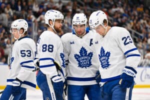 Maple Leafsin uusi kausi alkoi kohulla – halvinkin istumapaikka järkyttää faneja