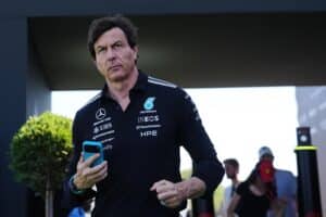 Toto Wolff vihjaa Ferrarin salaisesta suunnitelmasta – ”He tekevät kaikkensa”