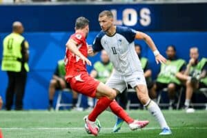 40-vuotias eurofutislegendan ura jatkuu Bundesliigassa