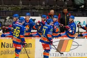 Jokerit tiedotti kahdesta lähtijästä Jokerit tiedotti kahdesta lähtijästä