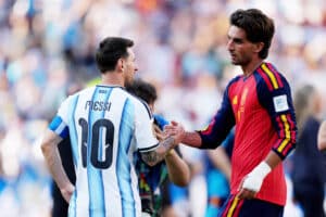 Uusi video paljastaa MM-finaalin erotuomarin näkökulman – Lionel Messi sai erikoisen pyynnön