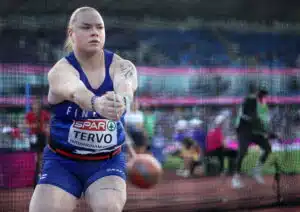 Krista Tervo iski kovan tavoitteen pöytään Krista Tervo iski kovan tavoitteen pöytään