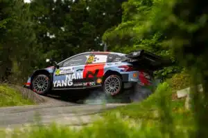 Paraguayn MM-rallissa jysähti heti jättipaukku Paraguayn MM-rallissa jysähti heti jättipaukku